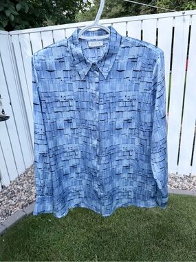Basler Sky Blue Abstract Print Blouse